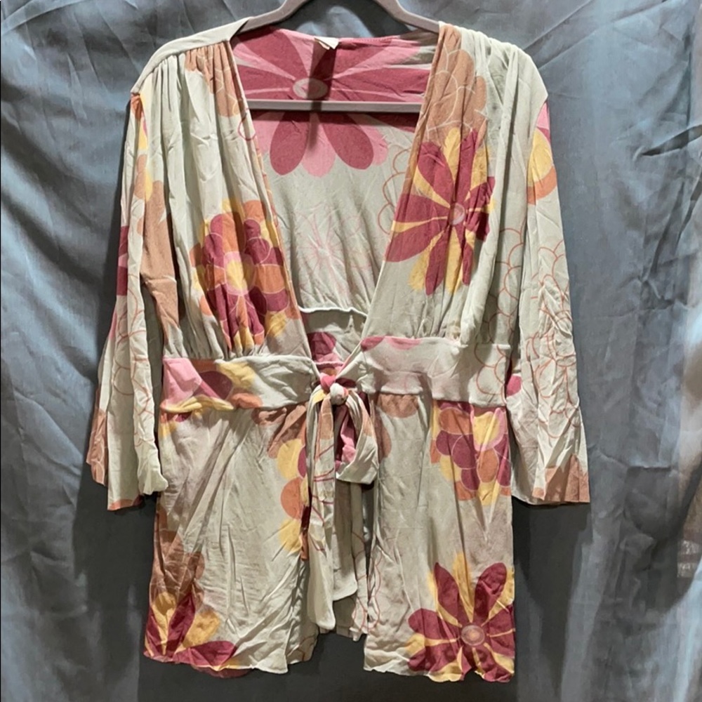 Floral wrap top